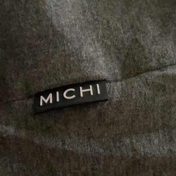 Michi - Picture 9 of 15